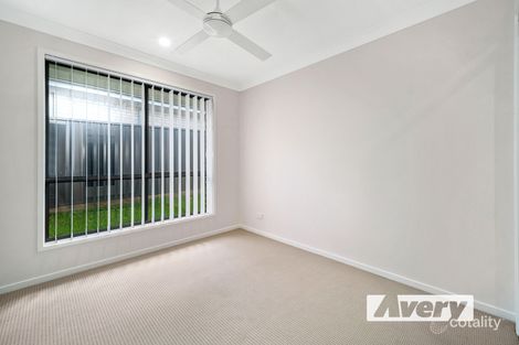 Property photo of 27 Augusta Close Heddon Greta NSW 2321