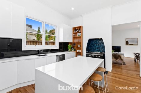 Property photo of 2 Cumberland Street Newtown VIC 3220