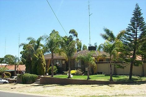 28 Dawe St, Australind, WA 6233