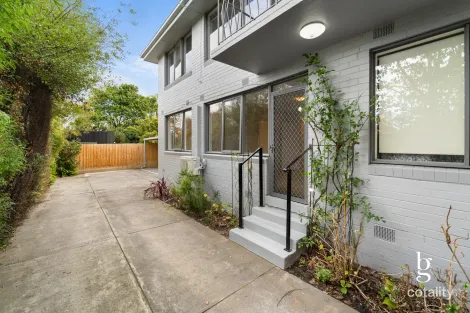 Property photo of 3/7 Ripon Grove Elsternwick VIC 3185