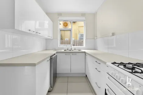 Property photo of 3/7 Ripon Grove Elsternwick VIC 3185