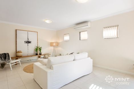 Property photo of 22A Hope Road Palmyra WA 6157