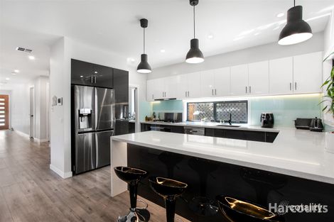 Property photo of 24 Destiny Drive Cranbourne North VIC 3977