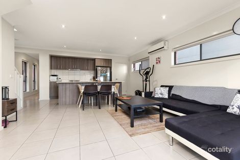 Property photo of 47 Brunswick Crescent Craigieburn VIC 3064