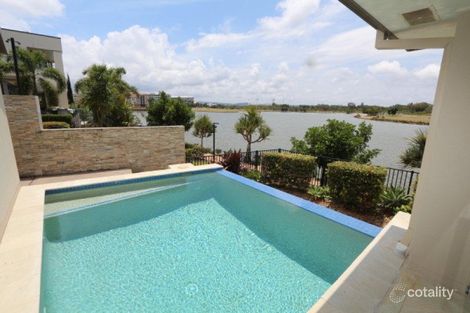 Property photo of 5041 Emerald Island Drive Carrara QLD 4211