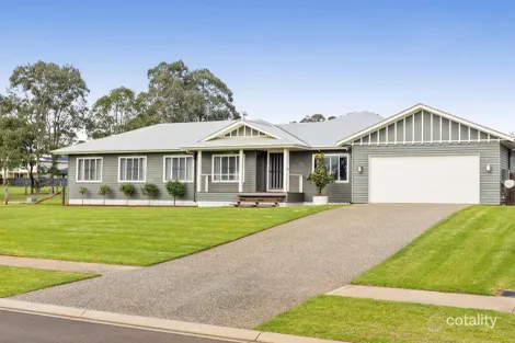 33 Bass St, Cabarlah, QLD 4352