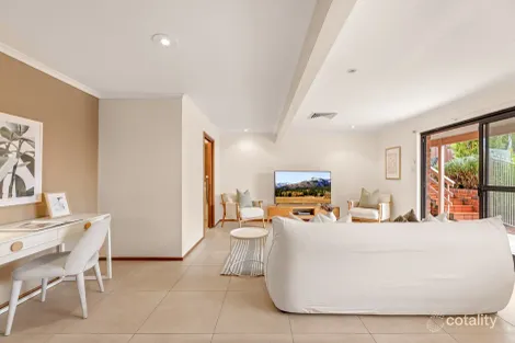 Property photo of 16 Hibiscus Close Alfords Point NSW 2234