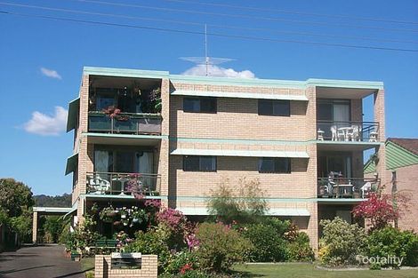 Property photo of 2/353 Bradman Avenue Maroochydore QLD 4558