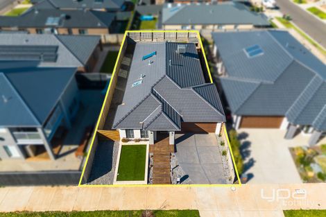 Property photo of 3 Hollyhoke Drive Maddingley VIC 3340