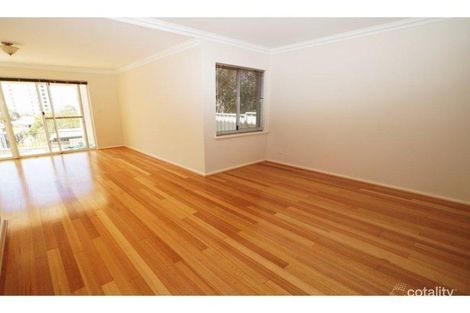 Property photo of 2/110 Leighton Road Halls Head WA 6210