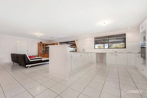 Property photo of 2 Kennedia Place Mount Annan NSW 2567