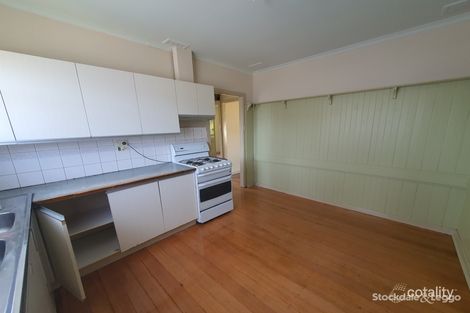 Property photo of 6 Myrtle Grove Doveton VIC 3177