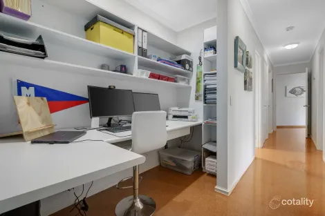 Property photo of 3 Bayview Lane Aspendale VIC 3195