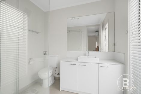 Property photo of 20 Brind Way Lucas VIC 3350