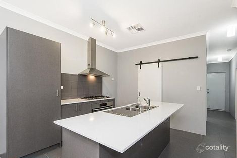 Property photo of 9 Pyramid Road Harrisdale WA 6112