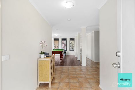 Property photo of 53 Damask Drive Tarneit VIC 3029