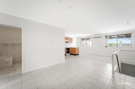 Property photo of 4/163 Meadows Road Mount Pritchard NSW 2170