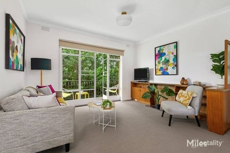 Property photo of 10/33 Carmichael Street Ivanhoe East VIC 3079