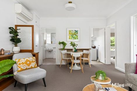Property photo of 10/33 Carmichael Street Ivanhoe East VIC 3079