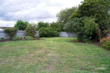 Property photo of 2 Hebb Court Colac VIC 3250