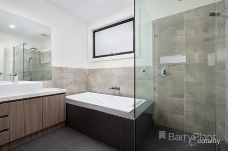 Property photo of 138 Outlook Drive Dandenong North VIC 3175
