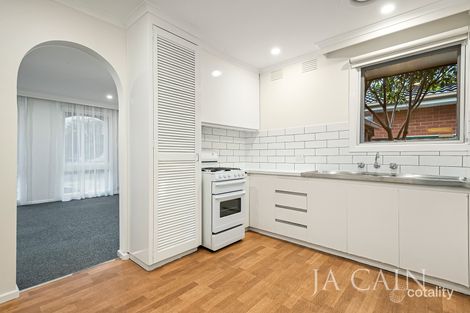 Property photo of 1/27 Coorigil Road Carnegie VIC 3163