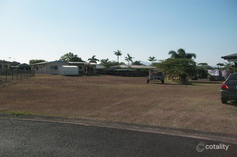 9 Graham Cl, Wangan, QLD 4871