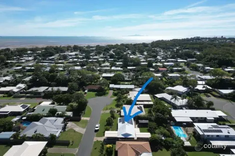Property photo of 4 Seabreeze Court Slade Point QLD 4740