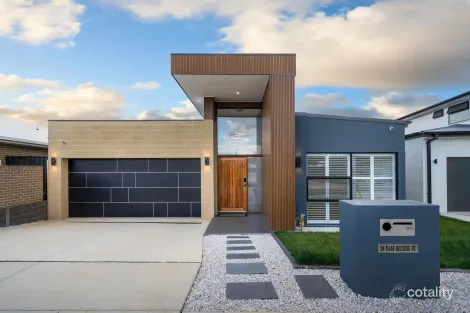 Property photo of 28 Baas Becking Street Whitlam ACT 2611