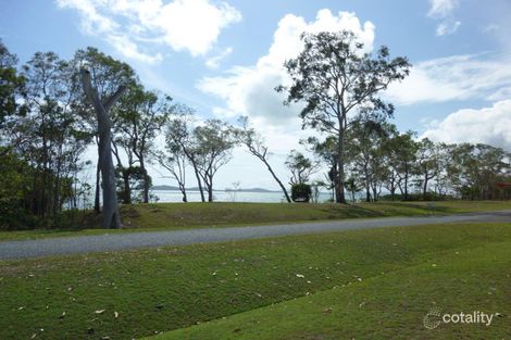 Property photo of 27 Repulse Esplanade St Helens Beach QLD 4798