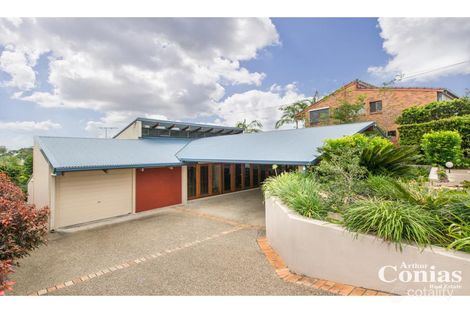 14 Chapel Hill Rd, Chapel Hill, QLD 4069