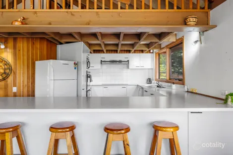 Property photo of 4 Summit View Court Merrijig VIC 3723