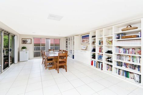 Property photo of 6 Rollins Place Gordon ACT 2906