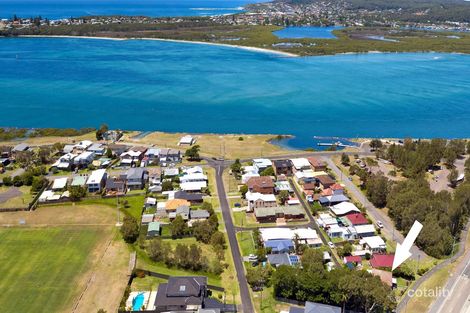 Property photo of 2 Kembrey Lane Blacksmiths NSW 2281