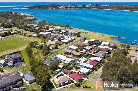 Property photo of 2 Kembrey Lane Blacksmiths NSW 2281