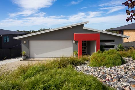 32 Mccall Tce, Stony Rise, TAS 7310
