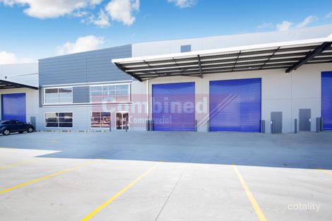 2 Angus Cl, Smeaton Grange, NSW 2567