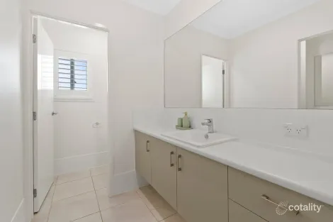 Property photo of 15 Thirteenth Avenue Kedron QLD 4031