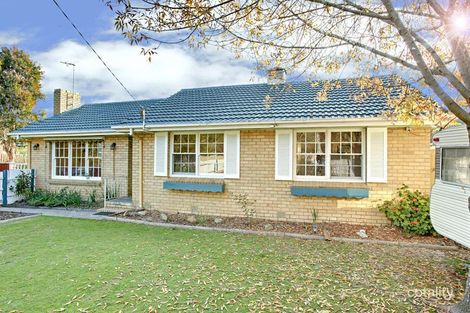 3 Paris Ave, Croydon South, VIC 3136