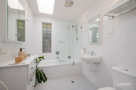 Property photo of 30 Summer Place Merewether Heights NSW 2291