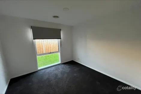 Property photo of 2/13 Garibaldi Street Traralgon VIC 3844