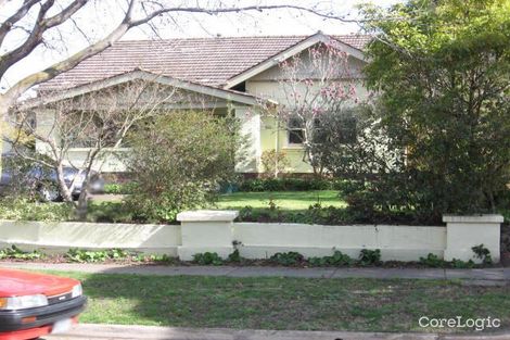 Property photo of 18 Orrong Crescent Camberwell VIC 3124