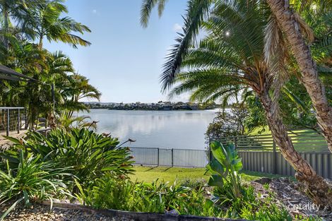 21 Barrier Reef Dr, Mermaid Waters, QLD 4218