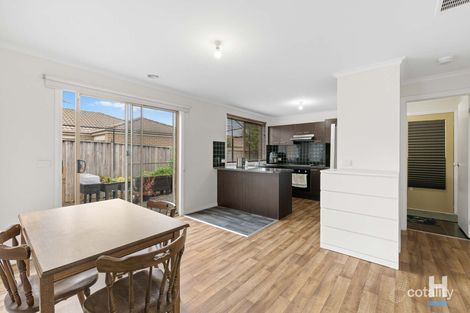 Property photo of 10 Bohemia Crescent Pakenham VIC 3810