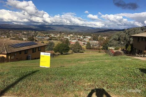 82 Howick St, Tumut, NSW 2720