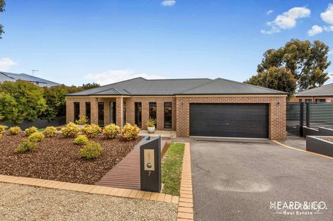7 Marita Dr, Maiden Gully, VIC 3551