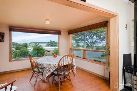 Property photo of 3 Shoreline Drive Clayton Bay SA 5256