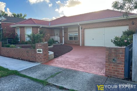 21 Sinatra Way, Cranbourne East, VIC 3977