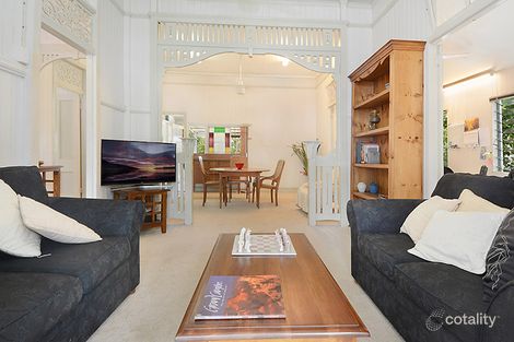 Property photo of 11 Howie Street Clayfield QLD 4011