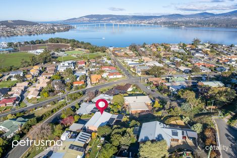 Property photo of 10 Oliver Avenue Lindisfarne TAS 7015